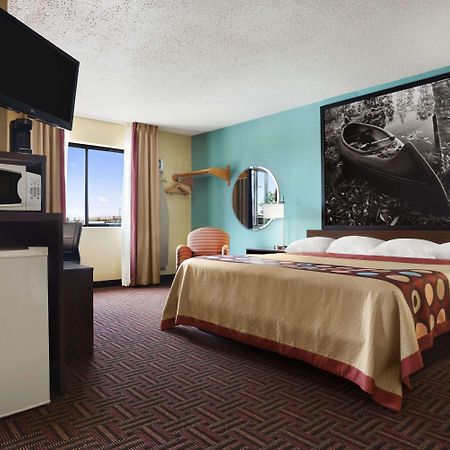 Motel Super 8 By Wyndham Marion Exteriér fotografie